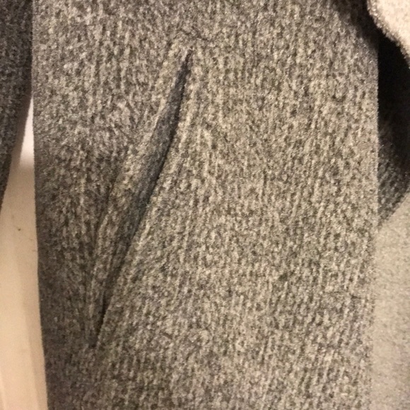 Fleece blanket-material cardigan - Picture 2 of 5